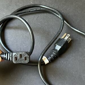 LONGWELL-P (UL) SVT E55333 VW-1 3C/18AWG 300V CSA TYPE SVT FT2 POWER CORD 3 Feet